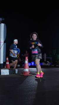 BIB: 428, 46223
                            <button type="button" onclick="openModal(23153498)" class="btn btn-primary btn-sm float-right btn-popup" data-toggle="modal" data-target=".modal-high-quality">
                        <i class="fas fa-shopping-cart"></i> Add to Cart
                    </button>
                                            <button type="button" onclick="isThisMe(23153498, true)" class="btn btn-success btn-sm float-right btn-popup btn-isme hidden" data-toggle="tooltip" data-placement="bottom" title="นี่คือรูปของคุณใช่ไหม คลิกที่นี่เพื่อเอาเข้าอัลบั้ม">
                        <i class="fas fa-plus"></i> Add to album
                    </button>
                    <button type="button" onclick="isThisMe(23153498, false)" class="btn btn-warning btn-sm float-right btn-popup btn-isnotme hidden">
                        <i class="fas fa-ban"></i> Remove from album
                    </button>